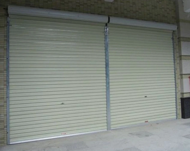 double commercial roll up doors